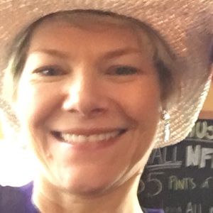 Meet your Posher, Jennifer